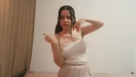 jacquelynsundin online show from September 17, 2025, 12:07 pm