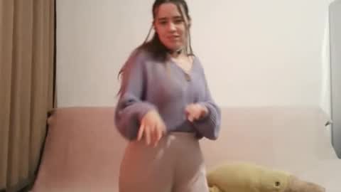 jacquelynsundin online show from October 1, 2025, 12:44 pm