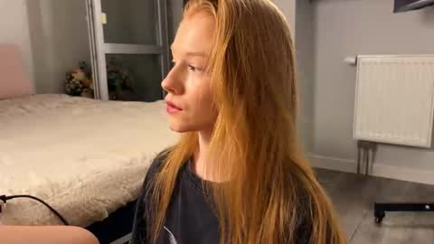 Jacques  Emily  online show from November 23, 2025, 9:25 pm