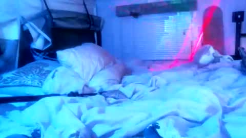vincentlove online show from June 9, 2026, 8:04 am