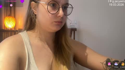 jacywinslat online show from March 19, 2026, 11:03 am