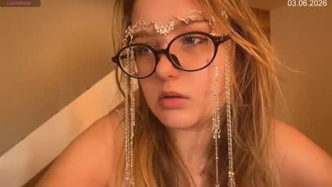 jacywinslat online show from June 4, 2026, 8:09 am