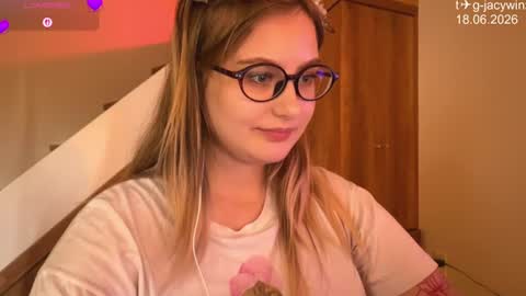 jacywinslat online show from June 18, 2026, 9:14 am