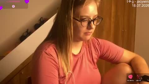 jacywinslat online show from July 18, 2026, 6:56 pm
