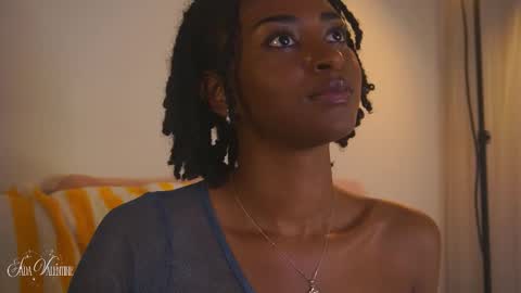 Snapshot of jada_valentine chatting on March 13, 2026, 9:10 pm Jada online show from March 13, 2026, 9:10 pm