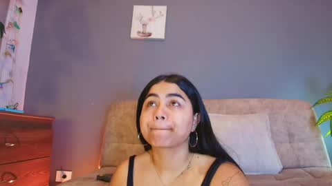 Jade Brunete  online show from May 31, 2026, 8:21 pm