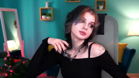 jade_castle online show from February 13, 2025, 8:17 am