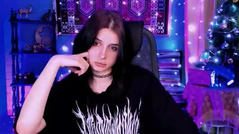 Snapshot of jade_castle chatting on January 15, 2026, 4:44 pm jade_castle online show from January 15, 2026, 4:44 pm