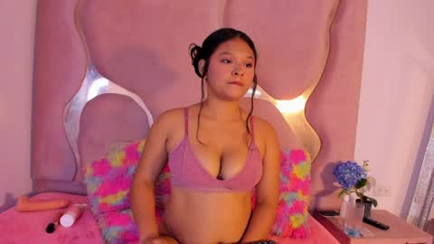 Snapshot of jade_ht chatting on July 16, 2026, 9:43 pm jade_ht online show from July 16, 2026, 9:43 pm