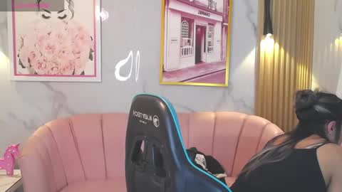 Jade  online show from January 10, 2026, 3:08 am