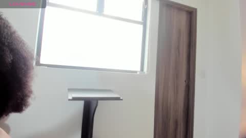 Jade smile online show from November 22, 2025, 4:50 pm