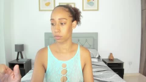 Jade smile online show from April 3, 2026, 5:00 pm