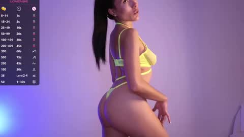 Snapshot of jade_paris chatting on September 13, 2025, 7:19 am Jade Paris online show from September 13, 2025, 7:19 am