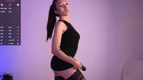 Snapshot of jade_paris chatting on October 13, 2025, 12:16 pm Jade Paris online show from October 13, 2025, 12:16 pm