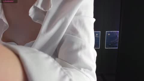 Jade online show from February 22, 2025, 2:30 pm