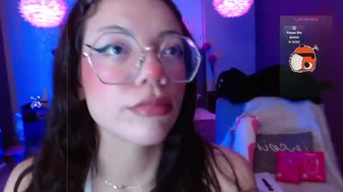 JADE online show from April 11, 2026, 9:19 pm