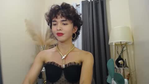 Snapshot of jade_the_vergin02 chatting on October 2, 2025, 6:53 am Adriana online show from October 2, 2025, 6:53 am