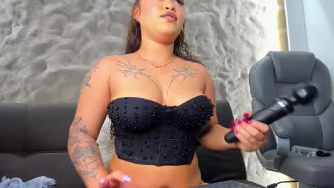 Snapshot of jadee__ chatting on February 18, 2025, 5:53 am jadee__ online show from February 18, 2025, 5:53 am