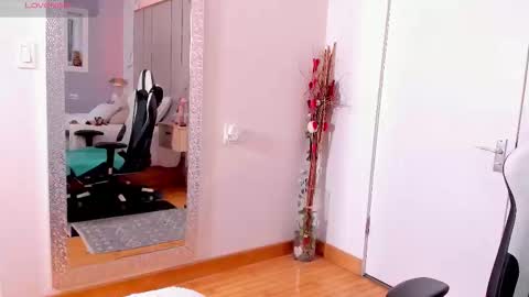 Jadeh online show from November 25, 2025, 1:00 pm