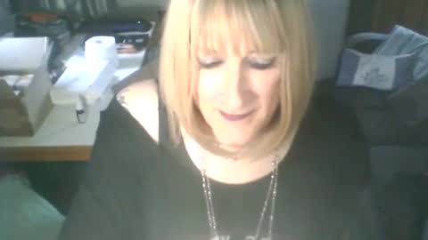 Snapshot of jadeladyboyminx chatting on November 27, 2025, 3:25 pm Jademinx online show from November 27, 2025, 3:25 pm