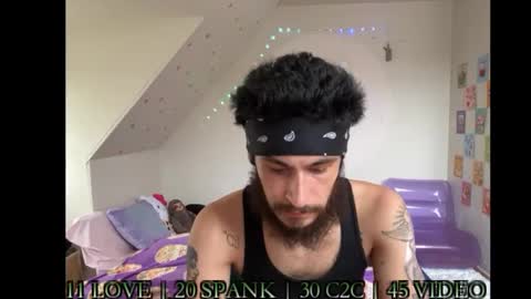 Snapshot of jadelondonxo chatting on February 16, 2025, 3:38 pm Jade online show from February 16, 2025, 3:38 pm