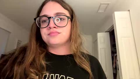 Snapshot of jademonroe0522 chatting on November 17, 2025, 11:38 am jademonroe0522 online show from November 17, 2025, 11:38 am