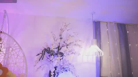 Snapshot of jadesummerr chatting on October 7, 2025, 11:40 am Jade Summer online show from October 7, 2025, 11:40 am