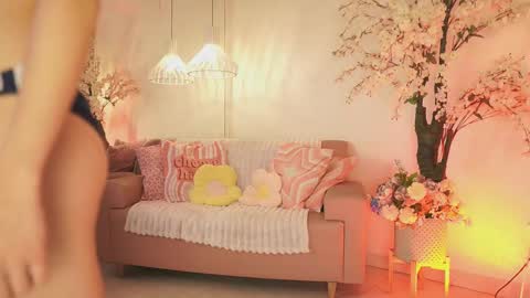 Snapshot of jadesummerr chatting on November 7, 2025, 11:32 am Jade Summer online show from November 7, 2025, 11:32 am