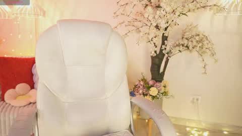 Snapshot of jadesummerr chatting on November 25, 2025, 11:32 am Jade Summer online show from November 25, 2025, 11:32 am