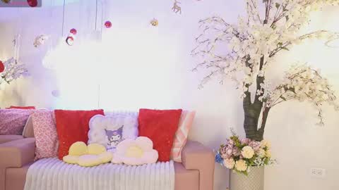 Snapshot of jadesummerr chatting on November 26, 2025, 11:33 am Jade Summer online show from November 26, 2025, 11:33 am