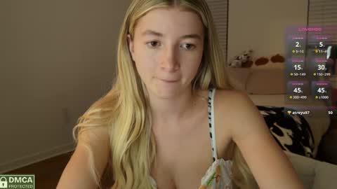 Snapshot of jadewilkinson chatting on September 19, 2025, 12:02 am jadewilkinson online show from September 19, 2025, 12:02 am