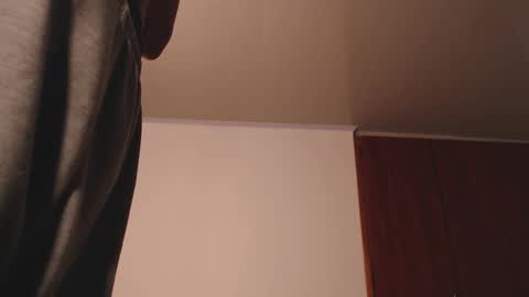 jaico_santos online show from November 27, 2025, 11:18 pm