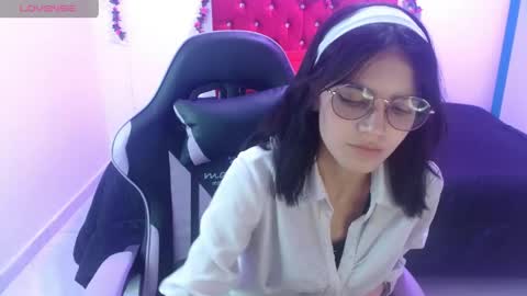 jaide412638 online show from April 24, 2026, 8:44 pm