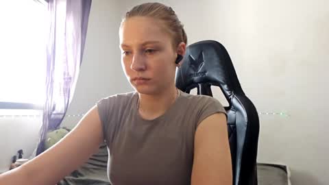 Snapshot of jaimeeosendorf chatting on April 4, 2026, 11:40 am jaimeeosendorf online show from April 4, 2026, 11:40 am