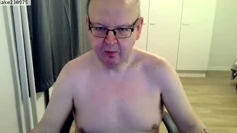 Jake2309 online show from April 4, 2026, 6:27 pm