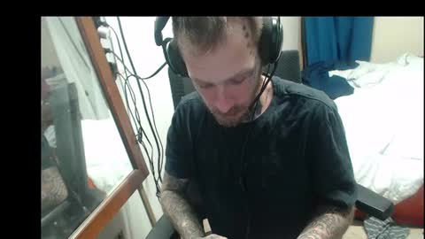 Snapshot of jake265897 chatting on July 10, 2026, 7:23 am showingitoff online show from July 10, 2026, 7:23 am