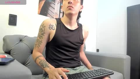 Snapshot of jake_boersma chatting on December 2, 2025, 4:40 am JAKE BOO online show from December 2, 2025, 4:40 am