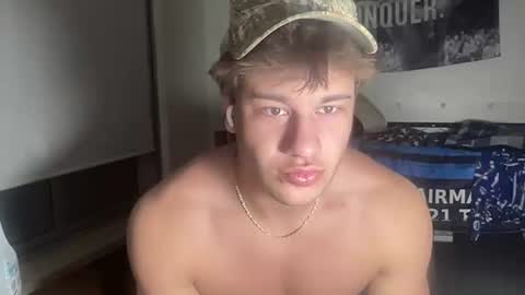Snapshot of jake_brick chatting on April 19, 2026, 4:45 am jake_brick online show from April 19, 2026, 4:45 am