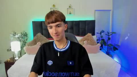 Snapshot of jake_evanss_ chatting on May 4, 2026, 2:02 pm JAKE online show from May 4, 2026, 2:02 pm