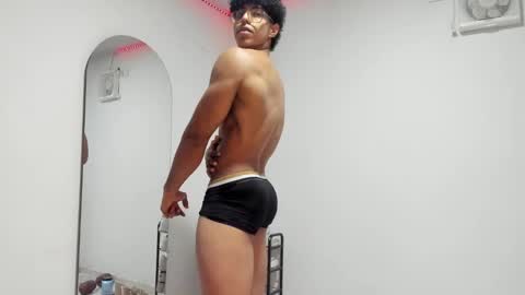 jake_hill1 online show from January 3, 2025, 1:16 am