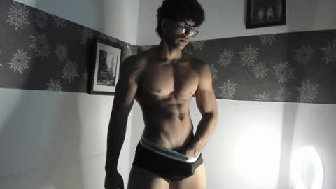 jake_hill1 online show from January 5, 2025, 9:47 pm