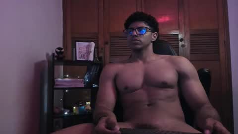 jake_hill1 online show from September 26, 2025, 5:11 am