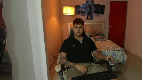 Snapshot of jake_pons chatting on December 10, 2024, 3:09 am Jake Pons online show from December 10, 2024, 3:09 am