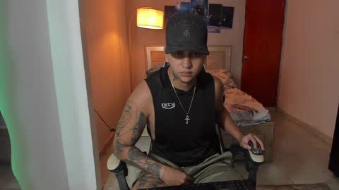 Snapshot of jake_pons chatting on December 20, 2024, 4:36 pm Jake Pons online show from December 20, 2024, 4:36 pm