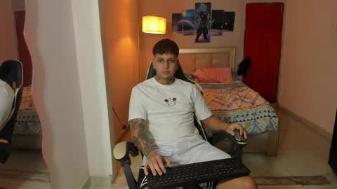 Snapshot of jake_pons chatting on January 16, 2025, 2:30 am Jake Pons online show from January 16, 2025, 2:30 am