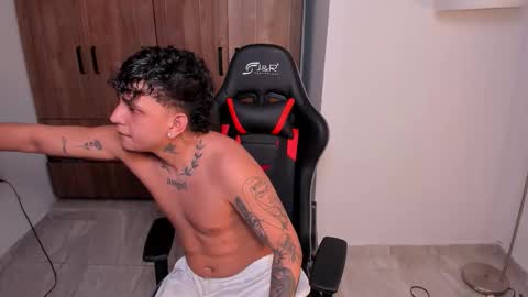 Snapshot of jake_pons chatting on November 15, 2025, 11:18 am Jake Pons online show from November 15, 2025, 11:18 am