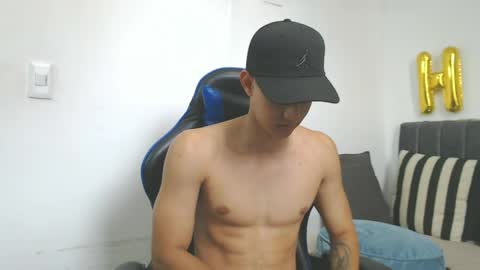 Hi guys im new 3 online show from June 2, 2026, 4:31 pm