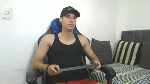 Hi guys im new 3 online show from July 22, 2026, 5:16 pm
