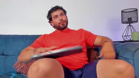 Snapshot of jakeskye chatting on February 16, 2025, 1:03 am JakeSkye online show from February 16, 2025, 1:03 am