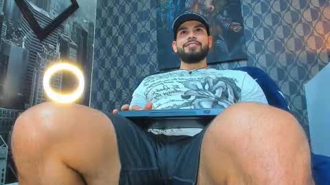 Snapshot of jakeskye chatting on February 28, 2026, 9:49 pm JakeSkye online show from February 28, 2026, 9:49 pm